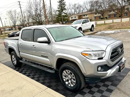 2017 Toyota Tacoma SR5