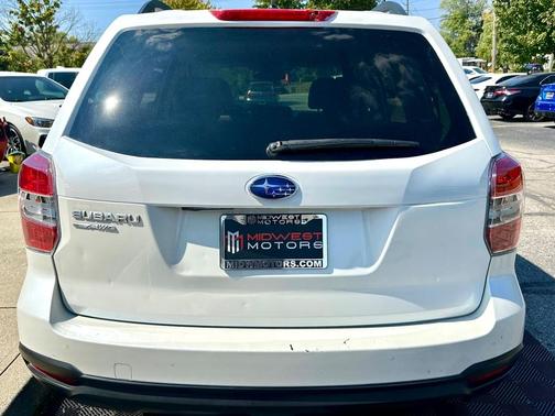 2015 Subaru Forester 2.5i