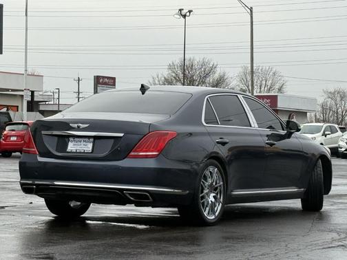 2017 Genesis G90 5.0 Ultimate