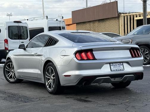 2016 Ford Mustang EcoBoost Premium
