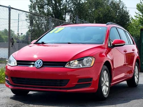 2017 Volkswagen Golf SportWagen TSI S
