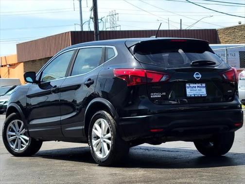 2017 Nissan Rogue Sport S