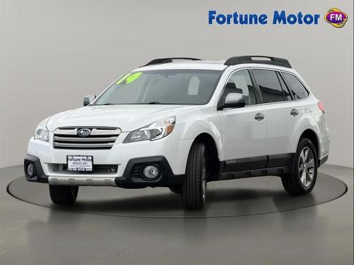 White 2014 Subaru Outback 2.5i Limited
