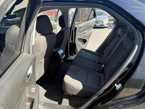 Black 2020 Chevrolet Equinox 1LT