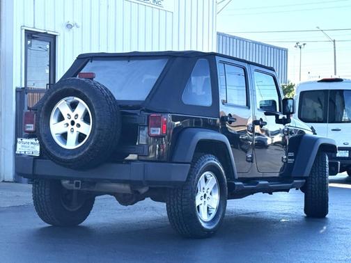 2010 Jeep Wrangler Unlimited Sport