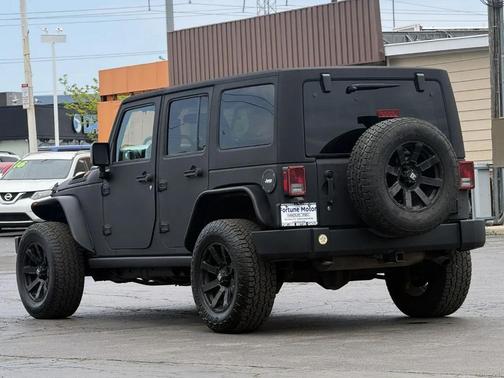 Black 2016 Jeep Wrangler Unlimited Rubicon