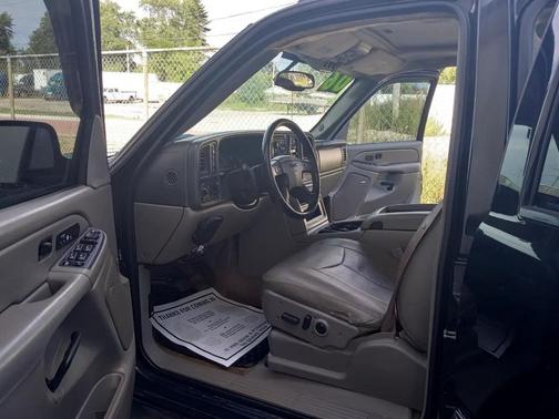 2006 GMC Yukon XL 1500 SLT