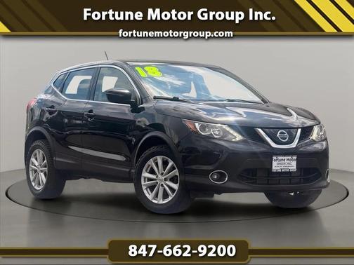 Black 2018 Nissan Rogue Sport SV