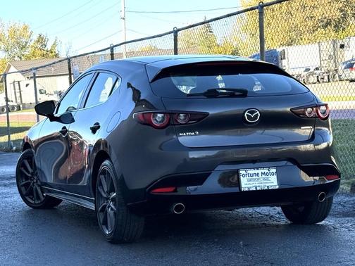 2022 Mazda Mazda3 FWD w/Preferred Package
