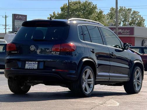Blue 2015 Volkswagen Tiguan 4MOTION Auto R-Line