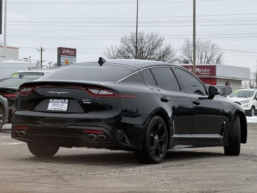 2021 Kia Stinger GT-Line
