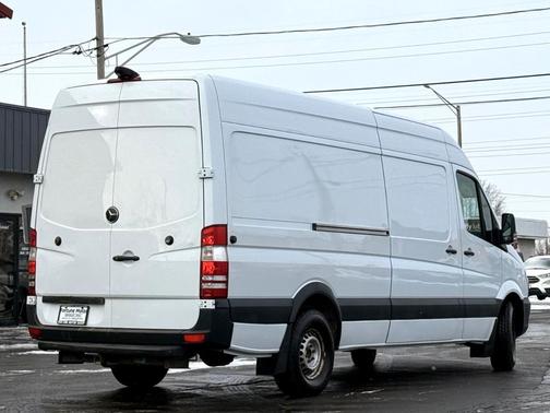 2016 Mercedes-Benz Sprinter 2500