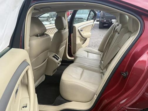 2015 Ford Taurus SEL