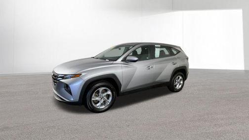 2022 Hyundai TUCSON SE