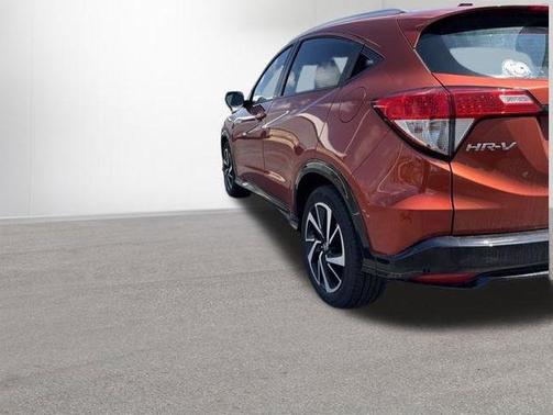 Orangeburst Metallic 2020 Honda HR-V Sport