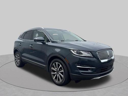 Sea Green 2019 Lincoln MKC Reserve
