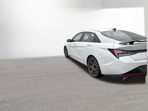 2022 Hyundai ELANTRA N Base