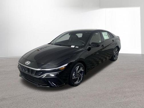 2025 Hyundai ELANTRA HEV SEL Sport