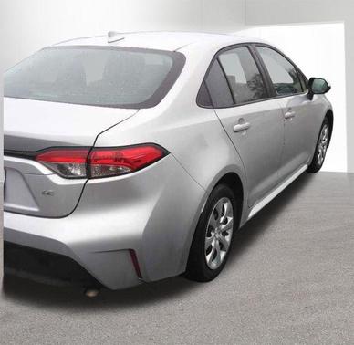 Classic Silver Metallic 2023 Toyota Corolla LE