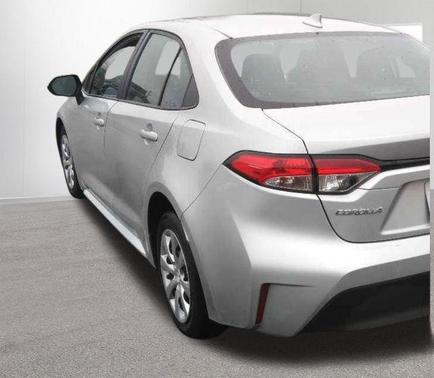 Classic Silver Metallic 2023 Toyota Corolla LE