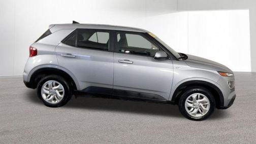 2021 Hyundai VENUE SE