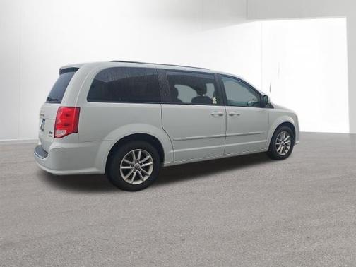 Bright White Clearcoat 2016 Dodge Grand Caravan SXT