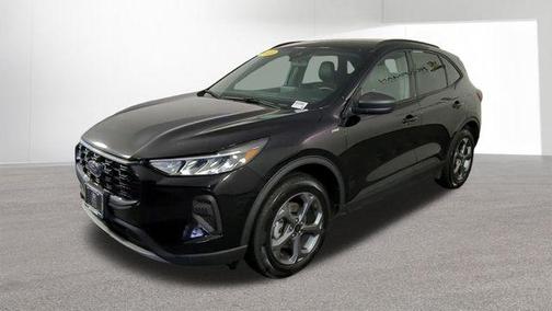 Agate Black Metallic 2025 Ford Escape ST-Line