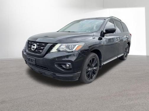 2018 Nissan Pathfinder SL