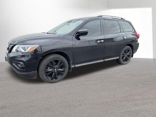 2018 Nissan Pathfinder SL