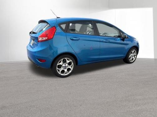 Blue Candy Metallic Tinted Clearcoat 2012 Ford Fiesta SES