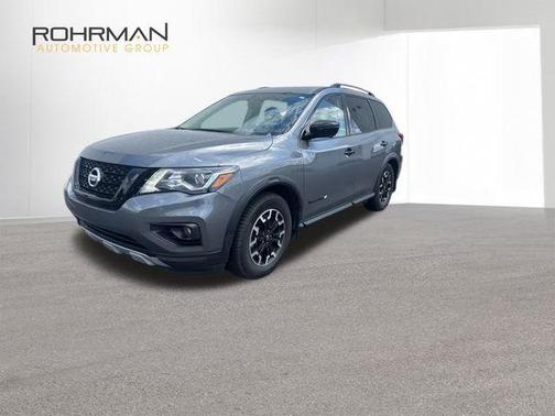 2020 Nissan Pathfinder SL