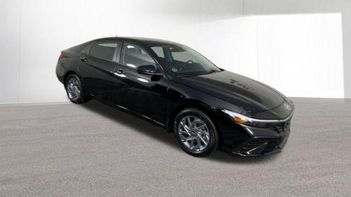 2026 Hyundai ELANTRA HEV Blue