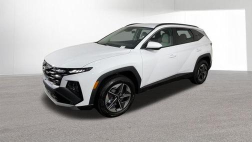 White Pearl 2026 Hyundai TUCSON SEL