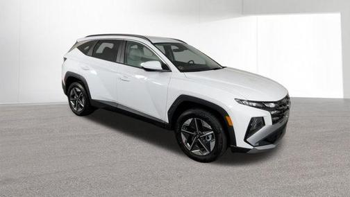 White Pearl 2026 Hyundai TUCSON SEL