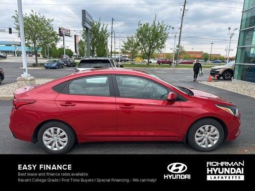 2022 Hyundai Accent SE
