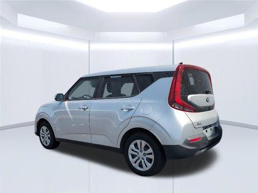 Sparkling Silver 2020 Kia Soul LX
