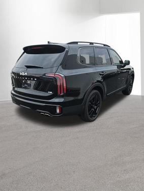 Ebony Black 2024 Kia Telluride SX-Prestige X-Line
