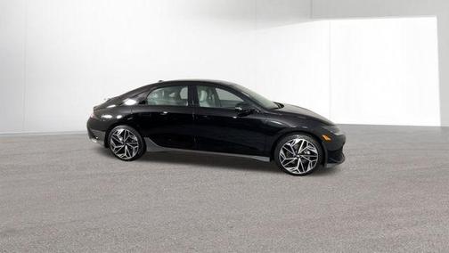 2025 Hyundai IONIQ 6 Limited