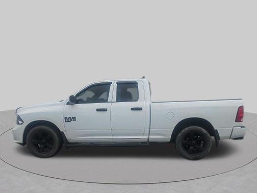 Bright White Clearcoat 2019 RAM 1500 Classic Express