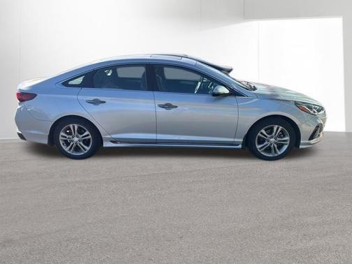 2019 Hyundai SONATA Sport