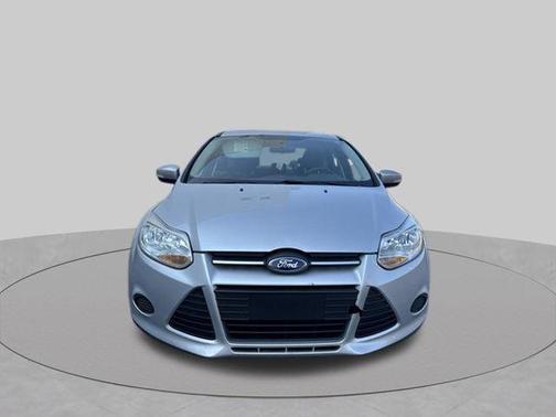 Ingot Silver 2013 Ford Focus SE