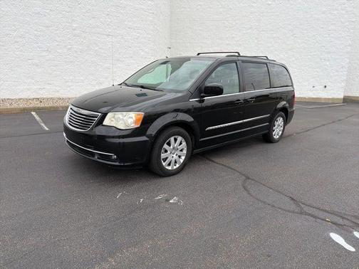 2013 Chrysler Town & Country Touring
