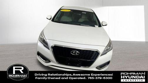 2017 Hyundai SONATA Hybrid SE