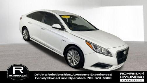 2017 Hyundai SONATA Hybrid SE