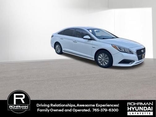 2017 Hyundai SONATA Hybrid SE