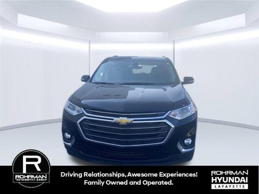 Mosaic Black Metallic 2020 Chevrolet Traverse LT Cloth