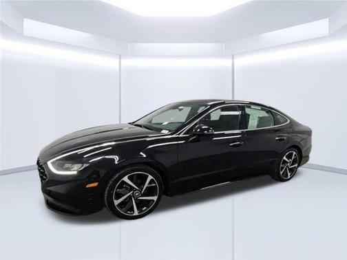 Onyx Black 2023 Hyundai SONATA SEL Plus