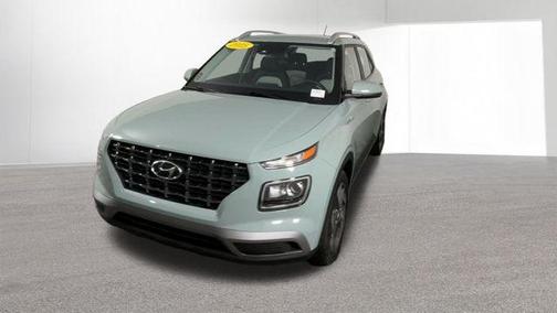 Mirage 2025 Hyundai VENUE SEL