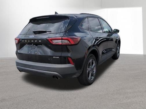 Agate Black Metallic 2025 Ford Escape ST-Line
