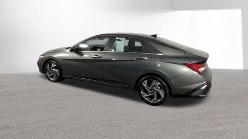 Amazon Gray 2025 Hyundai ELANTRA SEL Convenience